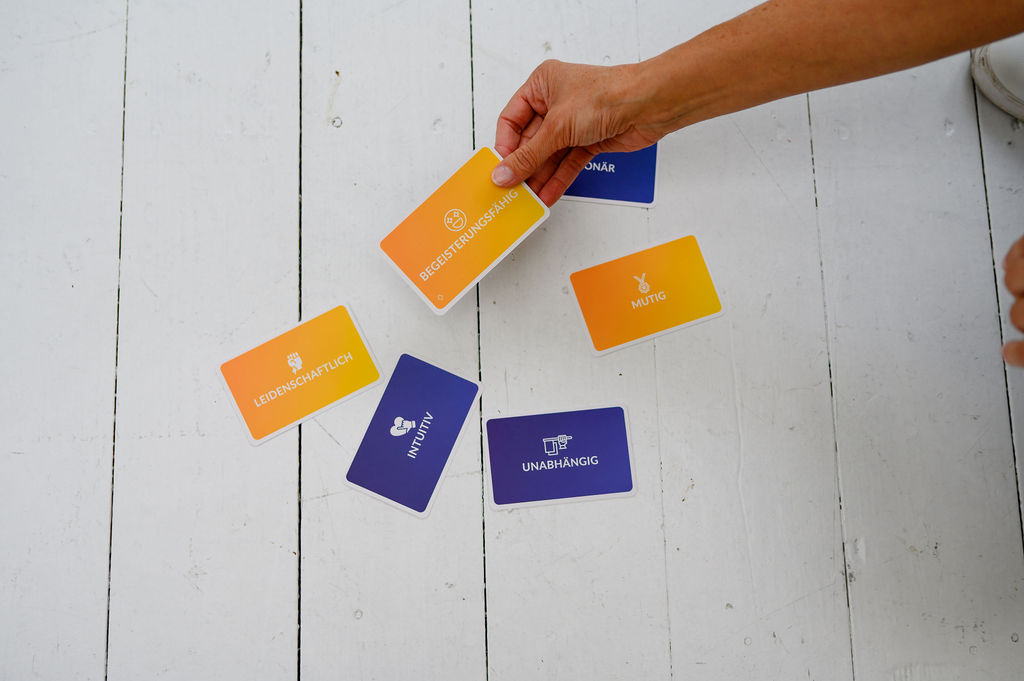 Karten auf dem Tisch